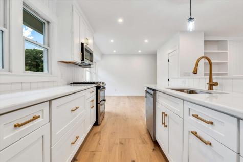 40 Sachem Drive Barnstable MA 02632