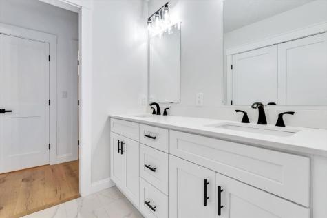 40 Sachem Drive Barnstable MA 02632