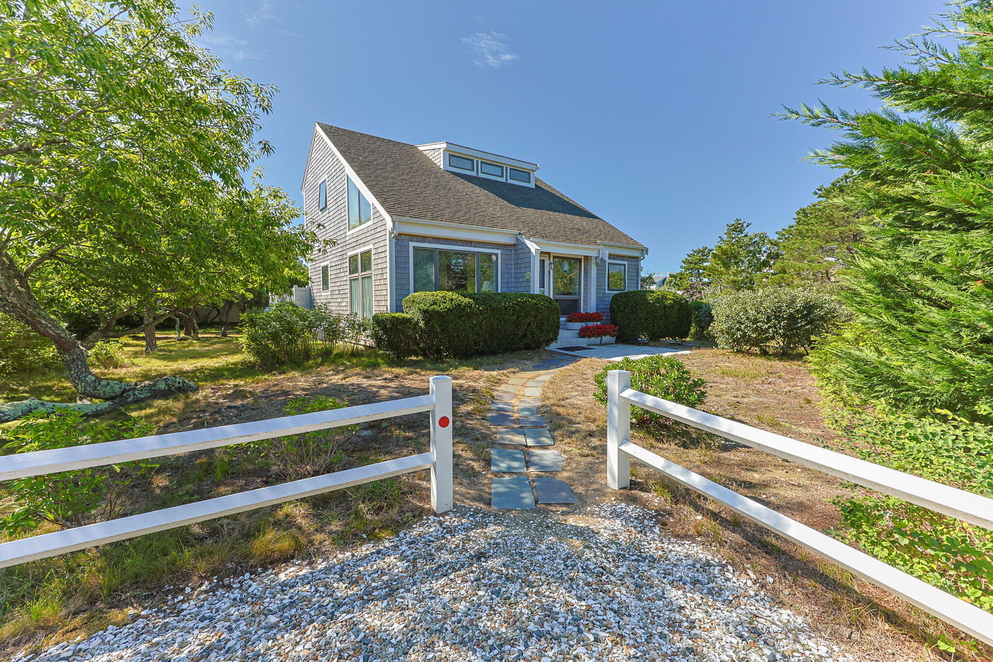 10 Windigo Lane North Truro MA 02652