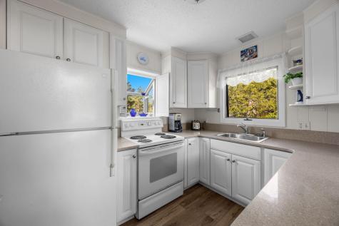 10 Windigo Lane North Truro MA 02652