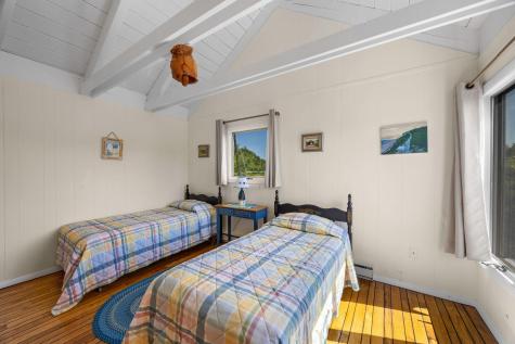 10 Windigo Lane North Truro MA 02652