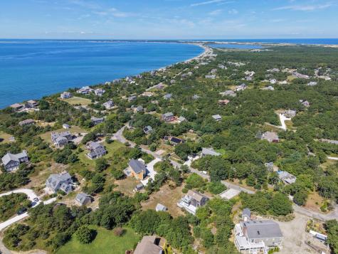 10 Windigo Lane North Truro MA 02652