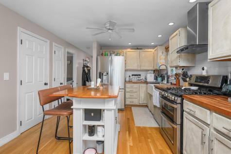 172 Skunknet Road Barnstable MA 02632