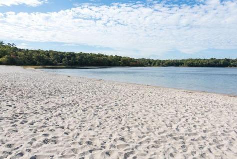 19 Meredith Road Sandwich MA 02644