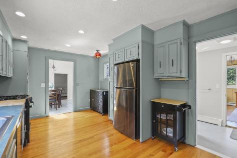 102 Nashawena Street Falmouth MA 02540