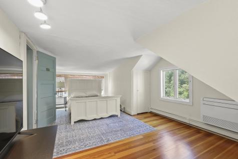 102 Nashawena Street Falmouth MA 02540