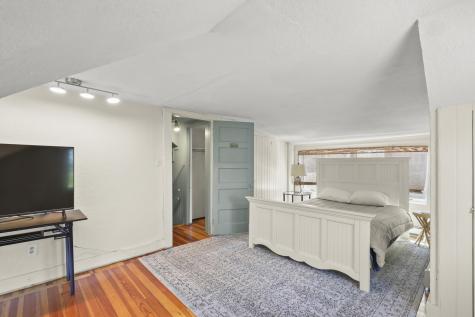 102 Nashawena Street Falmouth MA 02540