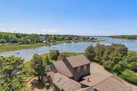 102 Nashawena Street Falmouth MA 02540