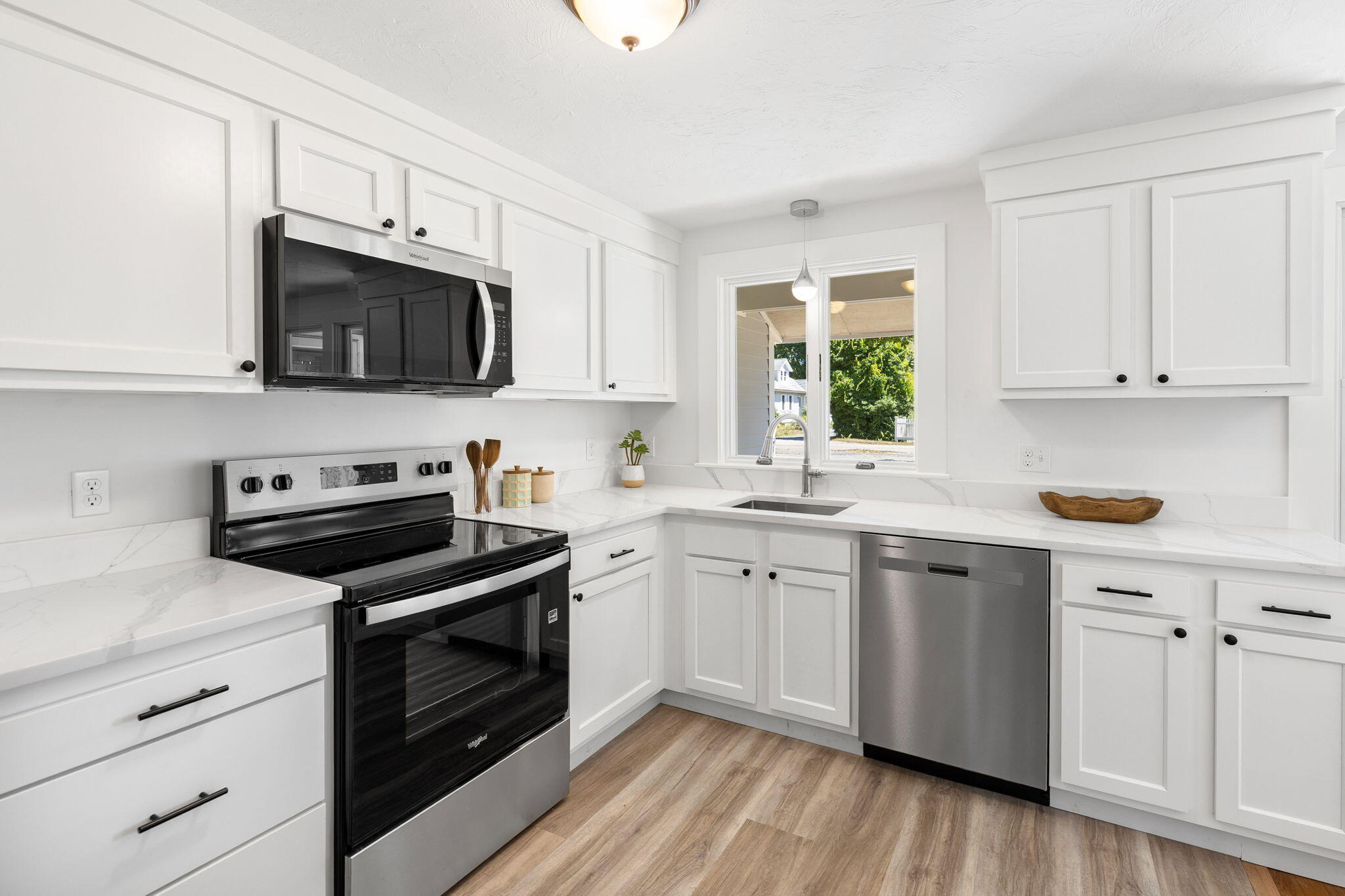 14 Old Meeting House Road Falmouth MA 02536