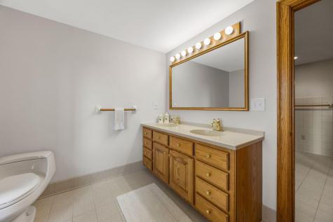 40 Youngs Farm Lane Chatham MA 02633