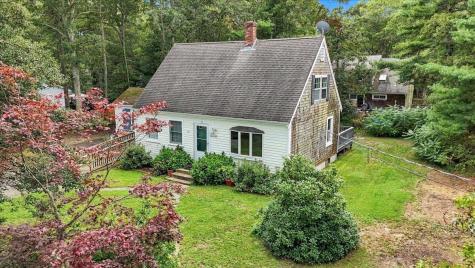 37 Gooseberry Lane Marstons Mills MA 02648