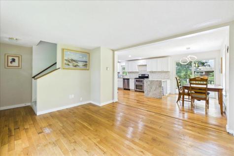 37 Gooseberry Lane Marstons Mills MA 02648