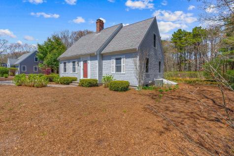 43 Neshobe Road Mashpee MA 02649