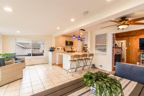 10 Sunset Avenue Wareham MA 02558
