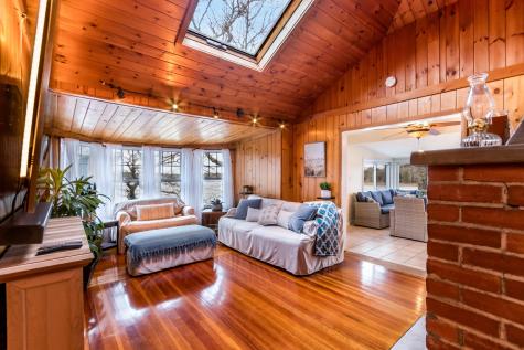 10 Sunset Avenue Wareham MA 02558