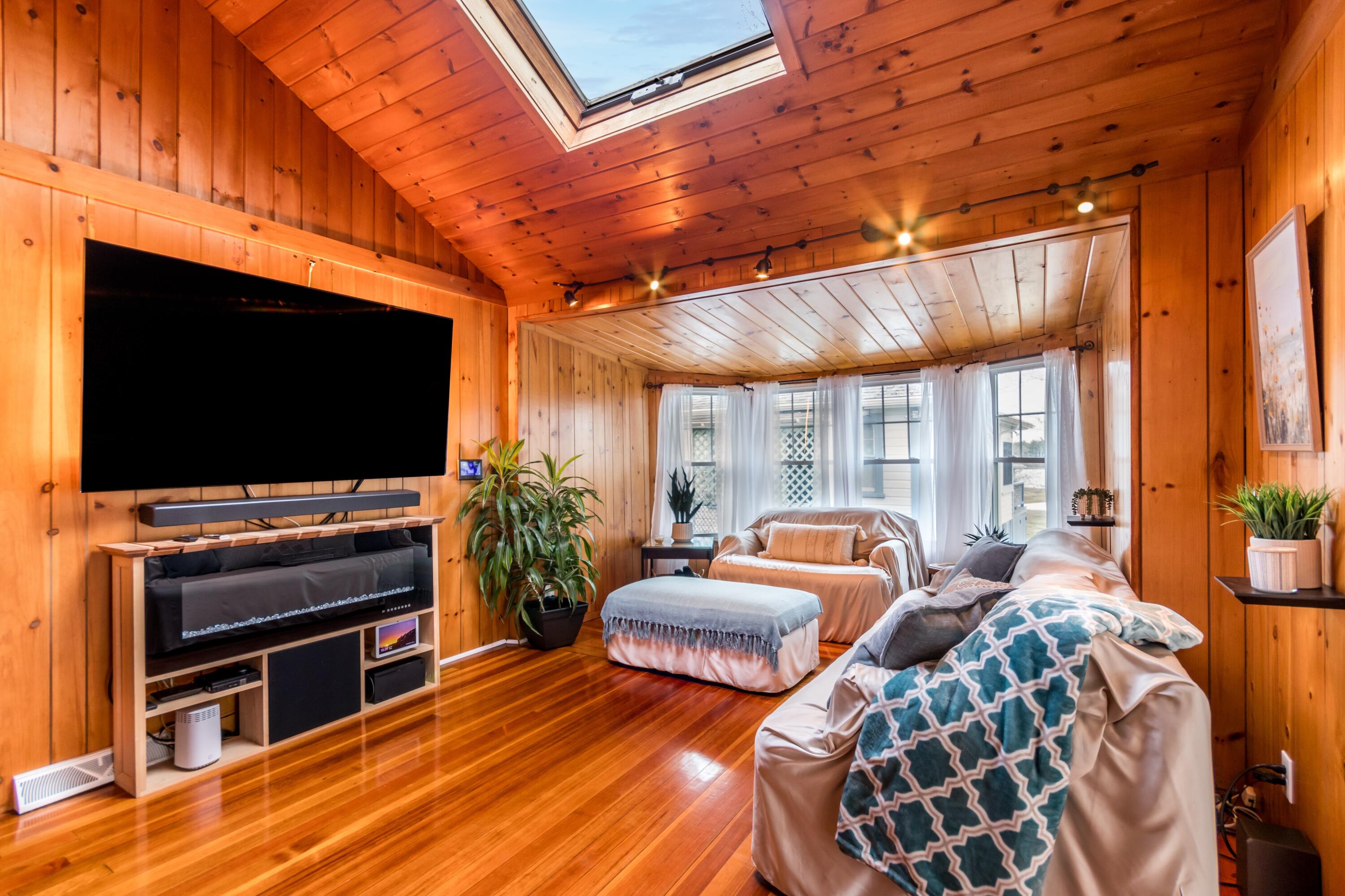 10 Sunset Avenue Wareham MA 02558