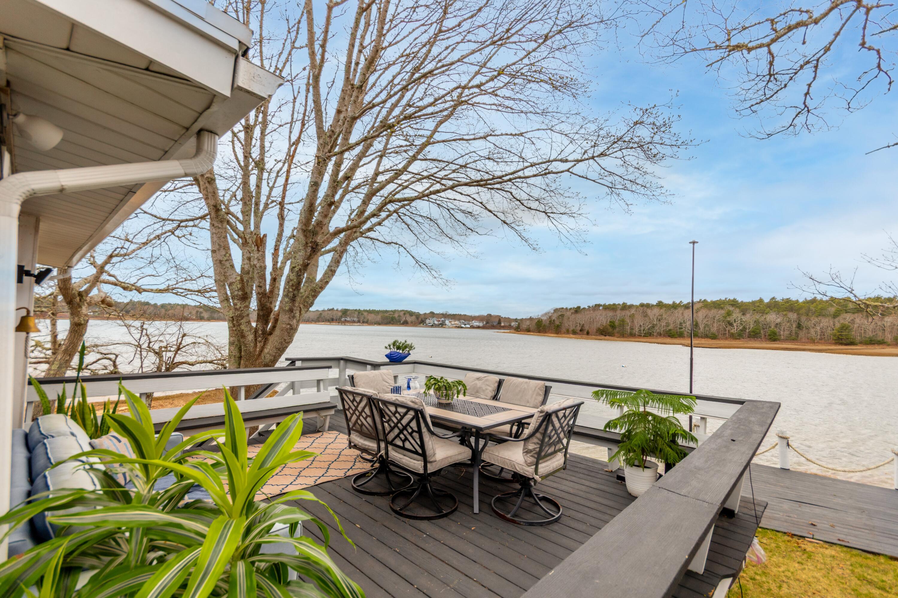10 Sunset Avenue Wareham MA 02558