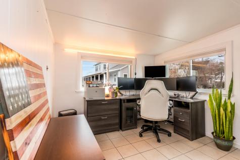 10 Sunset Avenue Wareham MA 02558