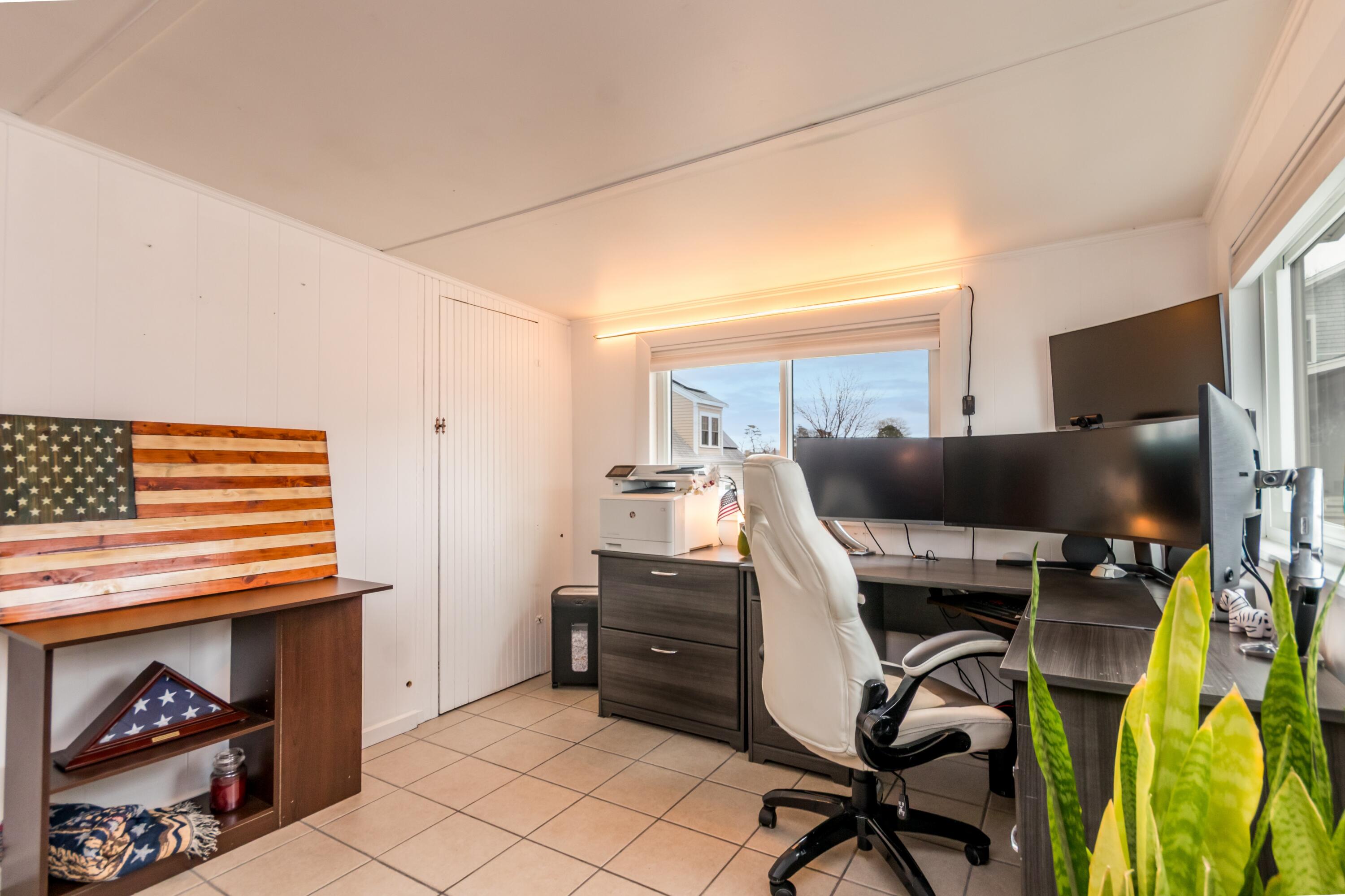 10 Sunset Avenue Wareham MA 02558