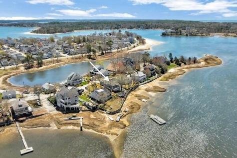 10 Sunset Avenue Wareham MA 02558
