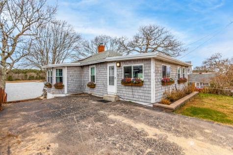 10 Sunset Avenue Wareham MA 02558