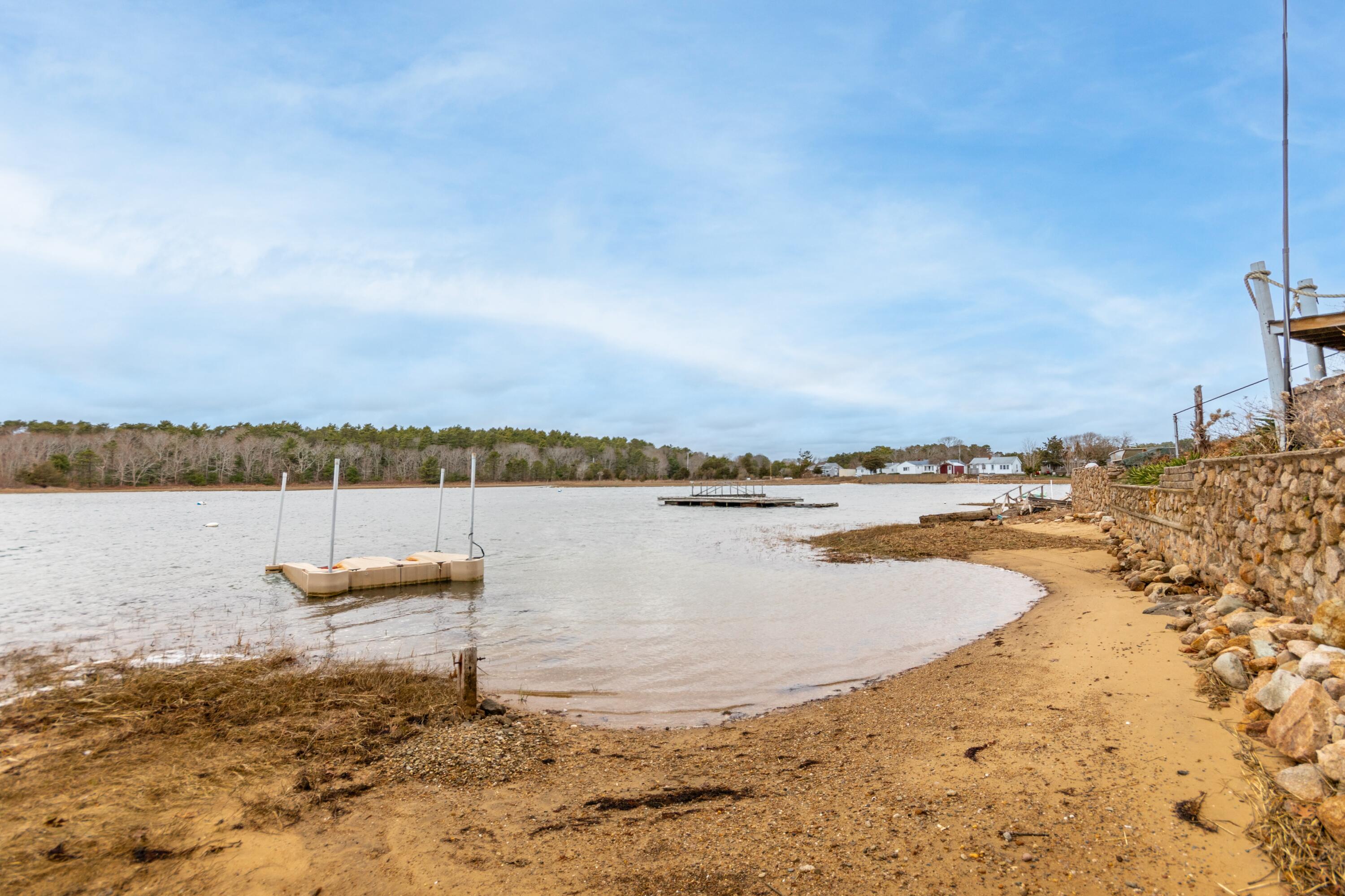 10 Sunset Avenue Wareham MA 02558