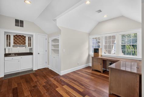 282 Baxters Neck Road Marstons Mills MA 02648
