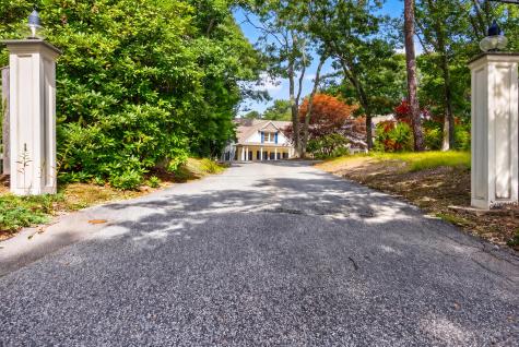 282 Baxters Neck Road Marstons Mills MA 02648
