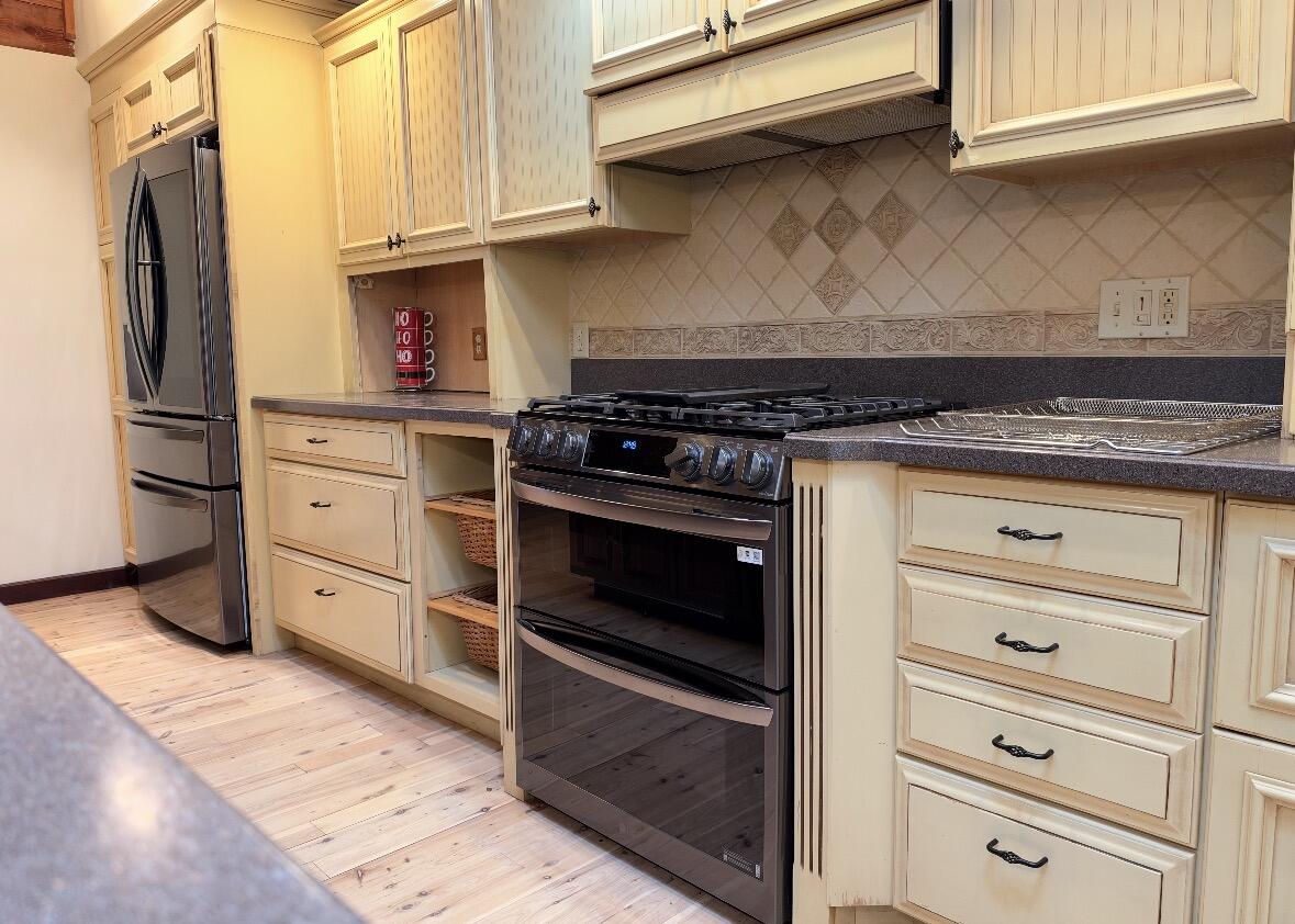 15 Tobisset Street Mashpee MA 02649