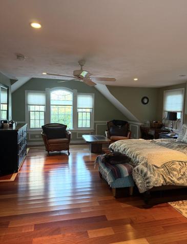 15 Tobisset Street Mashpee MA 02649