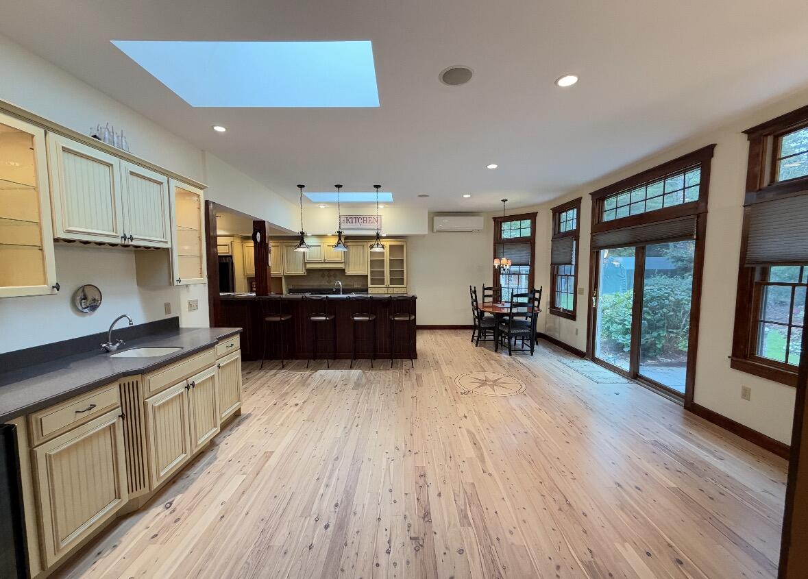 15 Tobisset Street Mashpee MA 02649