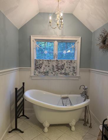 15 Tobisset Street Mashpee MA 02649