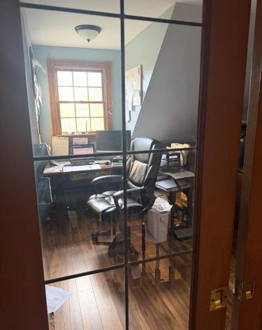 15 Tobisset Street Mashpee MA 02649