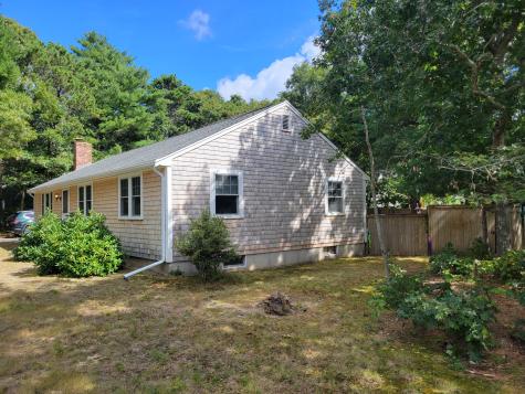 8 Westbury Way Cotuit MA 02635
