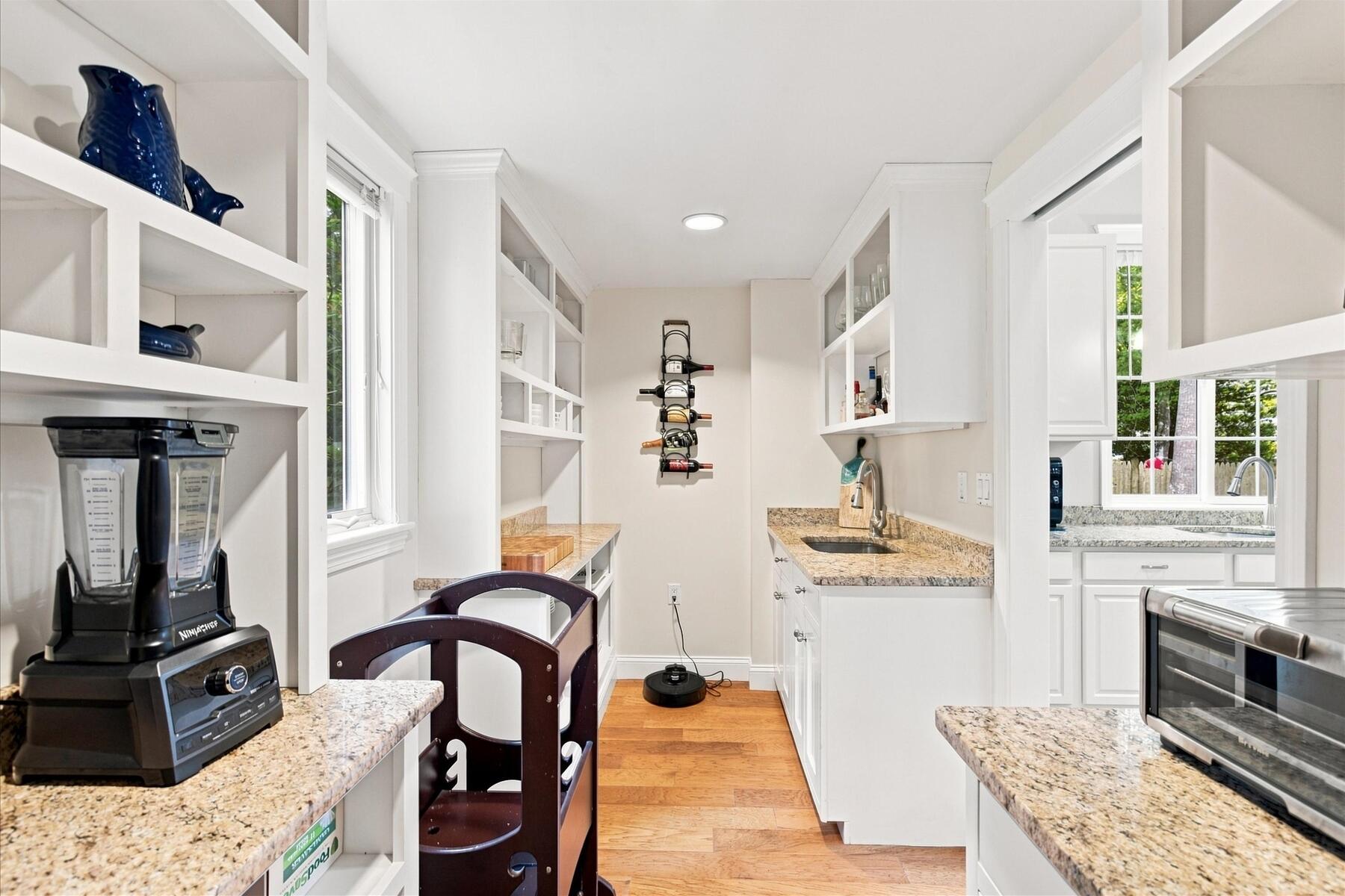 536 Skunknet Road Centerville MA 02632