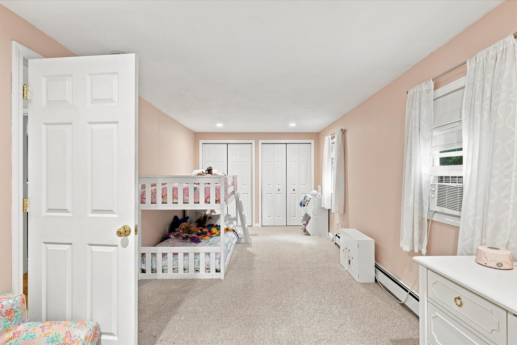 536 Skunknet Road Centerville MA 02632