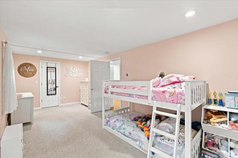 536 Skunknet Road Centerville MA 02632