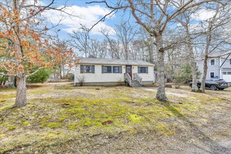 104 Edgewater Drive Falmouth MA 02536