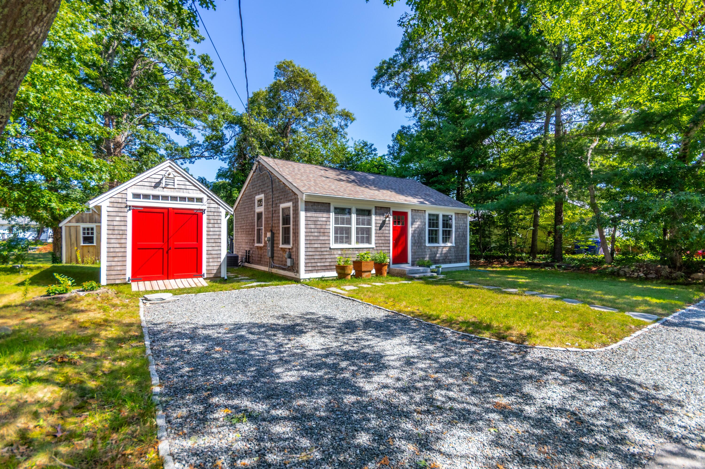 132 Williams Avenue Pocasset MA 02559