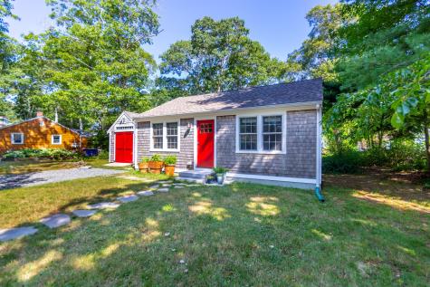132 Williams Avenue Pocasset MA 02559