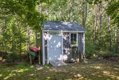 5 Aviators Lane Sandwich MA 02563