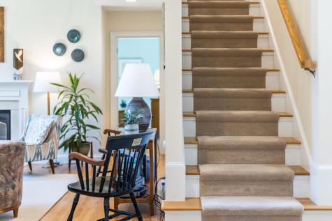 5 Aviators Lane Sandwich MA 02563