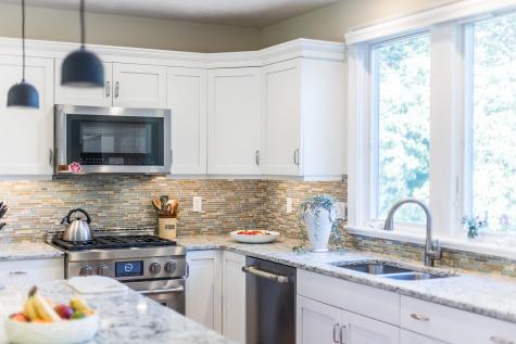 5 Aviators Lane Sandwich MA 02563