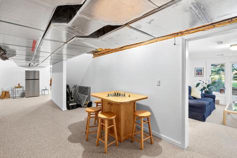 5 Aviators Lane Sandwich MA 02563