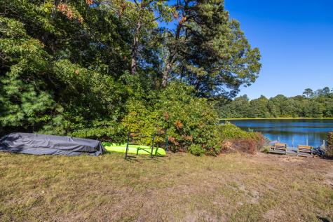 5 Aviators Lane Sandwich MA 02563