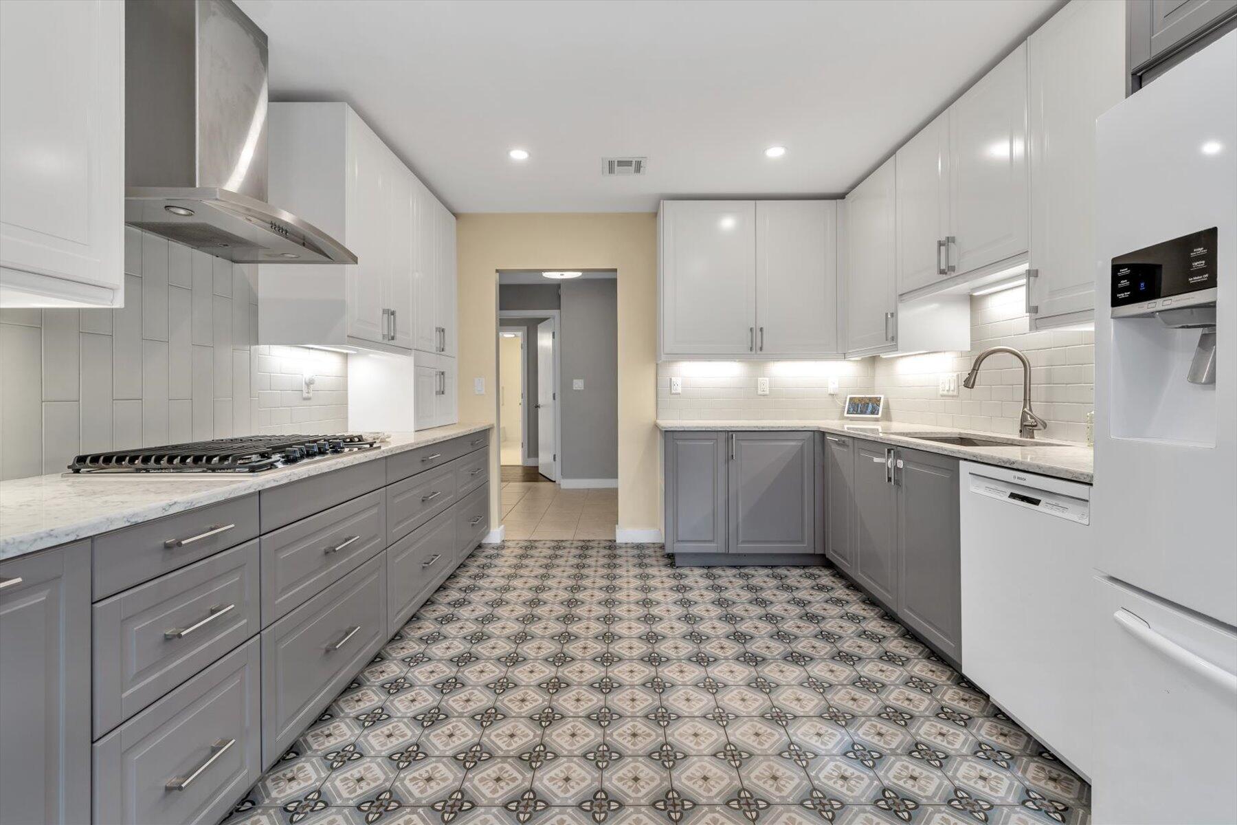 164 Coonamessett Circle Falmouth MA 02536