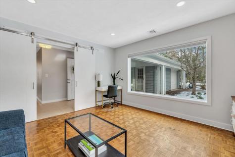 164 Coonamessett Circle Falmouth MA 02536