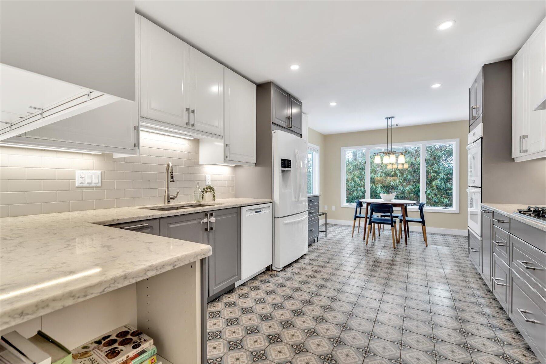 164 Coonamessett Circle Falmouth MA 02536