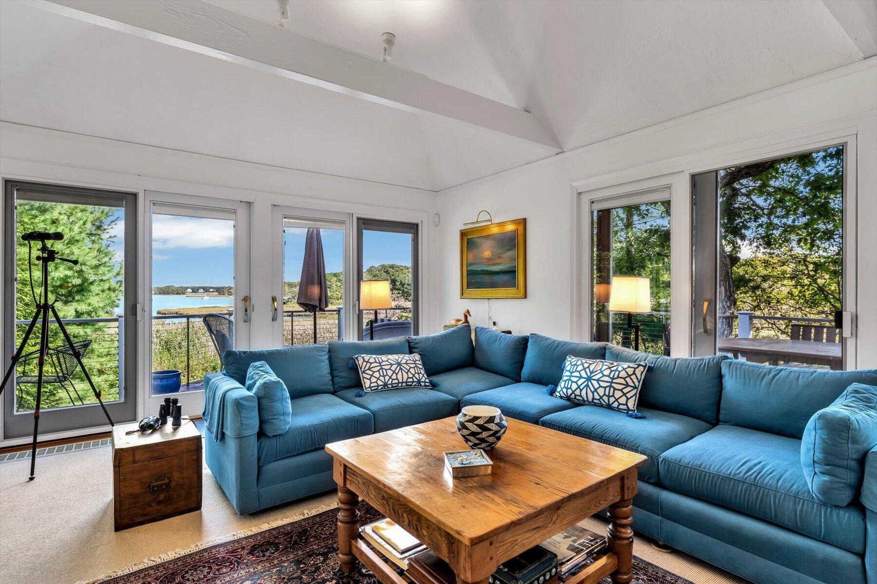 5 Tide Run Mashpee MA 02649