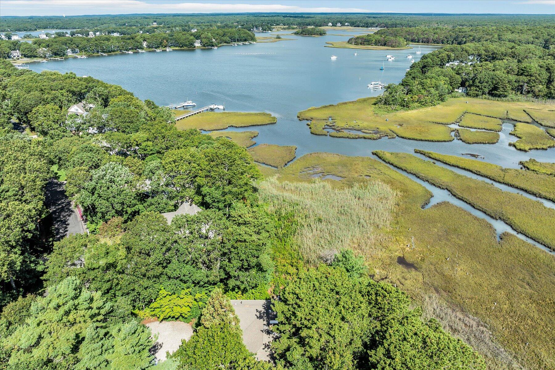 5 Tide Run Mashpee MA 02649